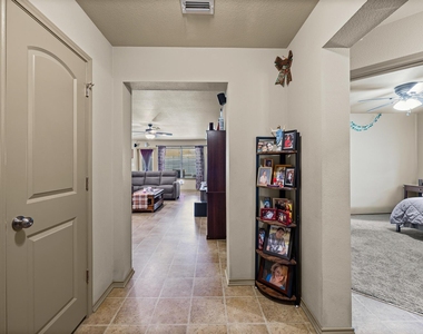 1315 Lantana Ct - Photo Thumbnail 5