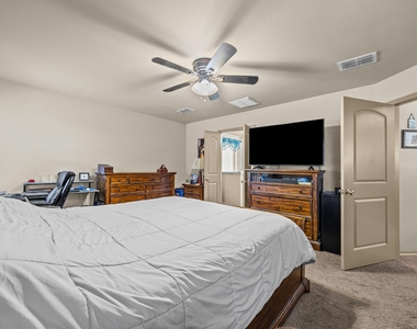 1315 Lantana Ct - Photo Thumbnail 20