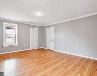655 S Potomac Street - Photo Thumbnail 8