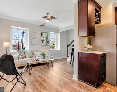 37 S Prospect Street - Photo Thumbnail 1