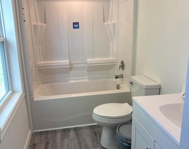 3809 Main Street - Photo Thumbnail 9