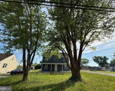 3809 Main Street - Photo Thumbnail 2