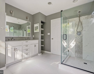 9317 Woodberry Street - Photo Thumbnail 18