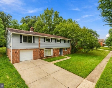 9317 Woodberry Street - Photo Thumbnail 2