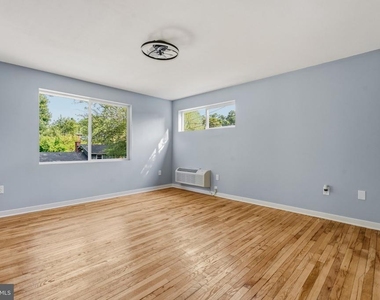9317 Woodberry Street - Photo Thumbnail 15