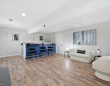 14658 Hawley Lane - Photo Thumbnail 32
