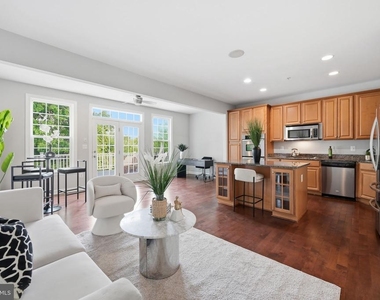 14658 Hawley Lane - Photo Thumbnail 13