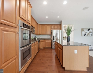 14658 Hawley Lane - Photo Thumbnail 16