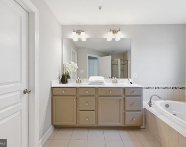 14658 Hawley Lane - Photo Thumbnail 23
