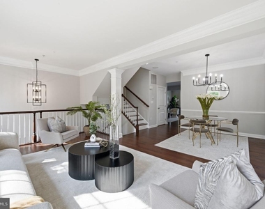 14658 Hawley Lane - Photo Thumbnail 8