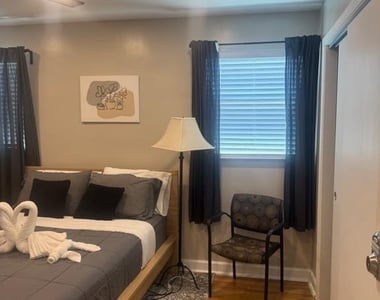 8315 Navahoe Drive - Photo Thumbnail 41
