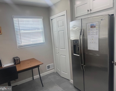 8315 Navahoe Drive - Photo Thumbnail 13
