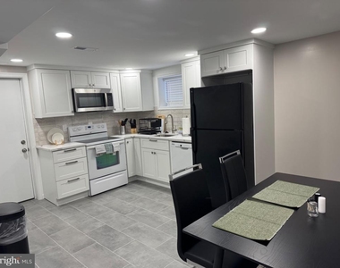 8315 Navahoe Drive - Photo Thumbnail 38