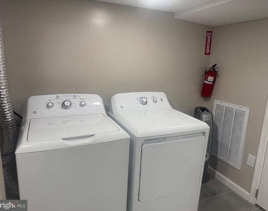 8315 Navahoe Drive - Photo Thumbnail 36