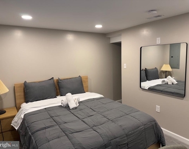 8315 Navahoe Drive - Photo Thumbnail 32