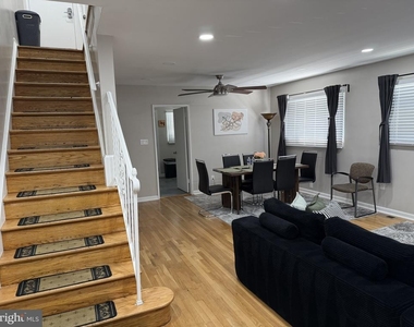 8315 Navahoe Drive - Photo Thumbnail 10