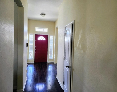 404 W Little Dipper Dr - Photo Thumbnail 17