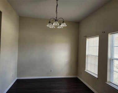 404 W Little Dipper Dr - Photo Thumbnail 12
