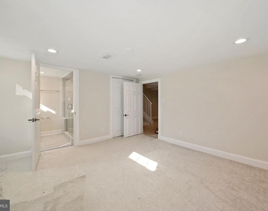 4816 Leland Street - Photo Thumbnail 26