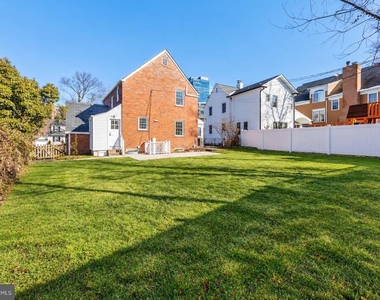 4816 Leland Street - Photo Thumbnail 29