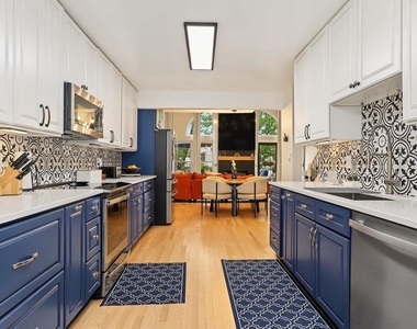13407 Silver Moon Way - Photo Thumbnail 5