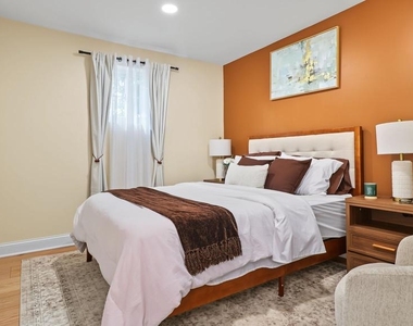 13407 Silver Moon Way - Photo Thumbnail 18