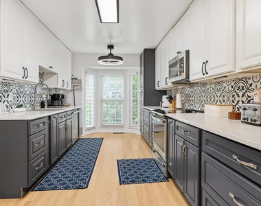 13407 Silver Moon Way - Photo Thumbnail 2