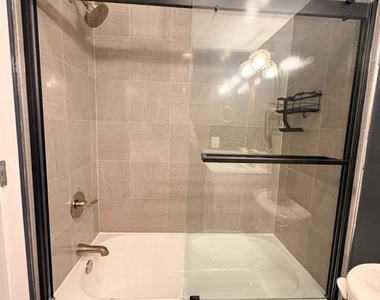 7500 Woodmont Avenue - Photo Thumbnail 18