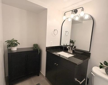 7500 Woodmont Avenue - Photo Thumbnail 28
