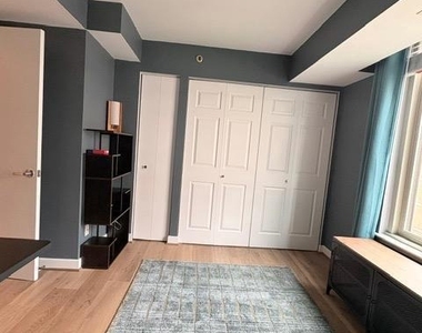 7500 Woodmont Avenue - Photo Thumbnail 20