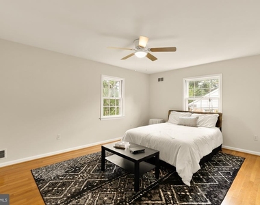 11000 Rosemont Drive - Photo Thumbnail 18