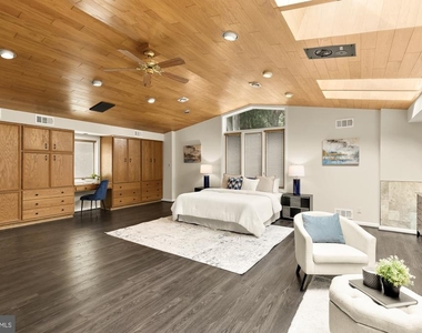11000 Rosemont Drive - Photo Thumbnail 24
