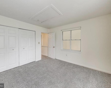 11914 Filly Lane - Photo Thumbnail 11
