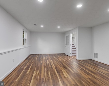 1402 Mullins Street - Photo Thumbnail 34