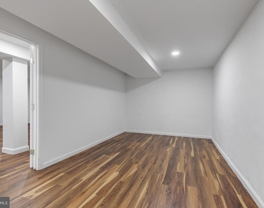 1402 Mullins Street - Photo Thumbnail 33