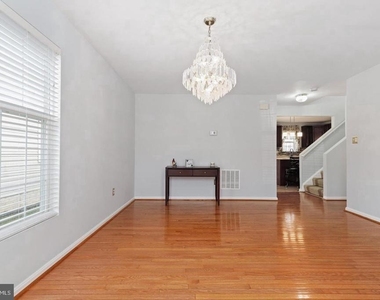 11420 Tulip Poplar Terrace - Photo Thumbnail 5