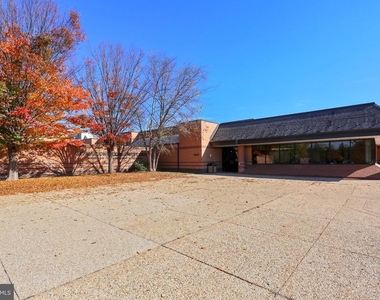 11420 Tulip Poplar Terrace - Photo Thumbnail 30