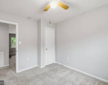 4000 Sparrow House Lane - Photo Thumbnail 29