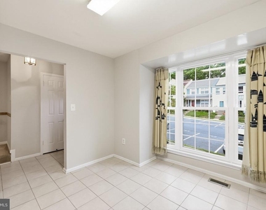 4000 Sparrow House Lane - Photo Thumbnail 3
