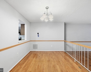 4000 Sparrow House Lane - Photo Thumbnail 8