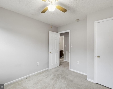 4000 Sparrow House Lane - Photo Thumbnail 35