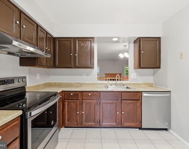 4000 Sparrow House Lane - Photo Thumbnail 6