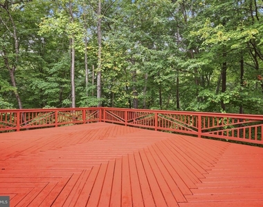 4000 Sparrow House Lane - Photo Thumbnail 19