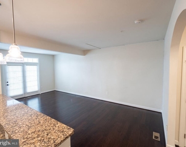 7724 Water Street - Photo Thumbnail 7
