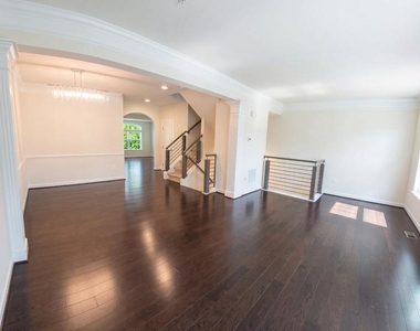7724 Water Street - Photo Thumbnail 9
