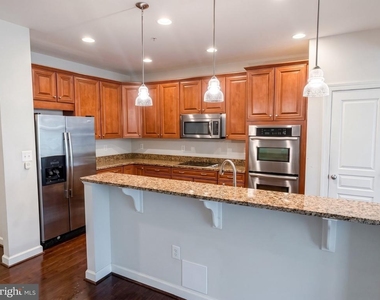 7724 Water Street - Photo Thumbnail 6