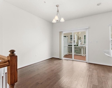 8105 Kyne Millers Way - Photo Thumbnail 11