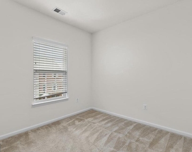 8105 Kyne Millers Way - Photo Thumbnail 23
