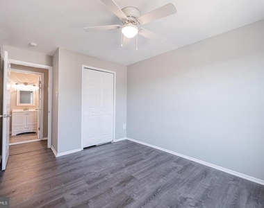 10716 Cordage Walk - Photo Thumbnail 20