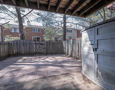 10716 Cordage Walk - Photo Thumbnail 34